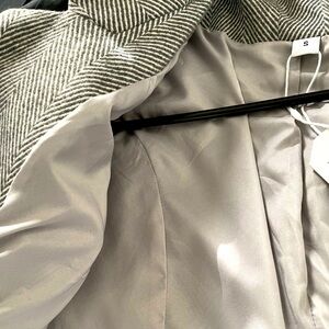 Gray and white long herringbone blazer jacket with front slit pockets size small